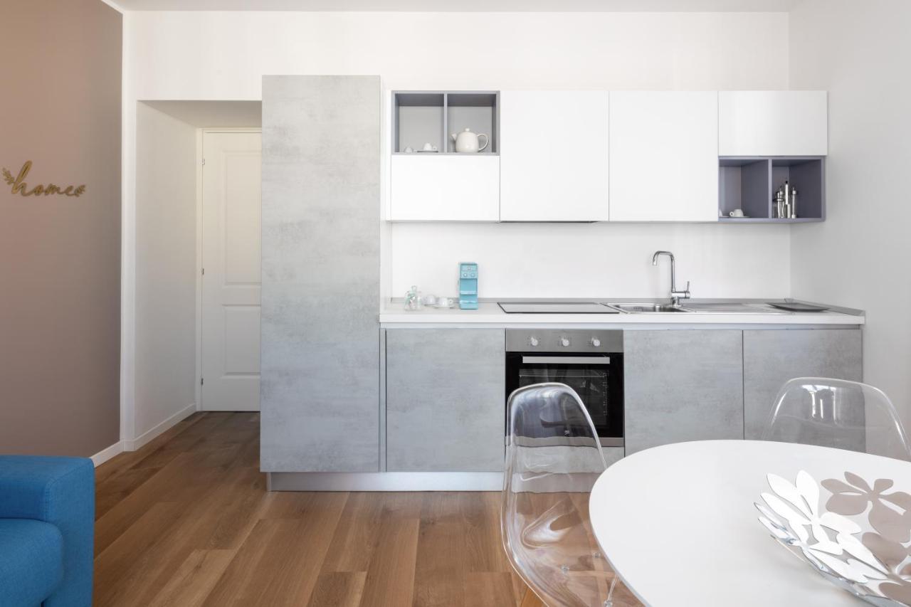 Vis A Vis Apartments Триест Экстерьер фото