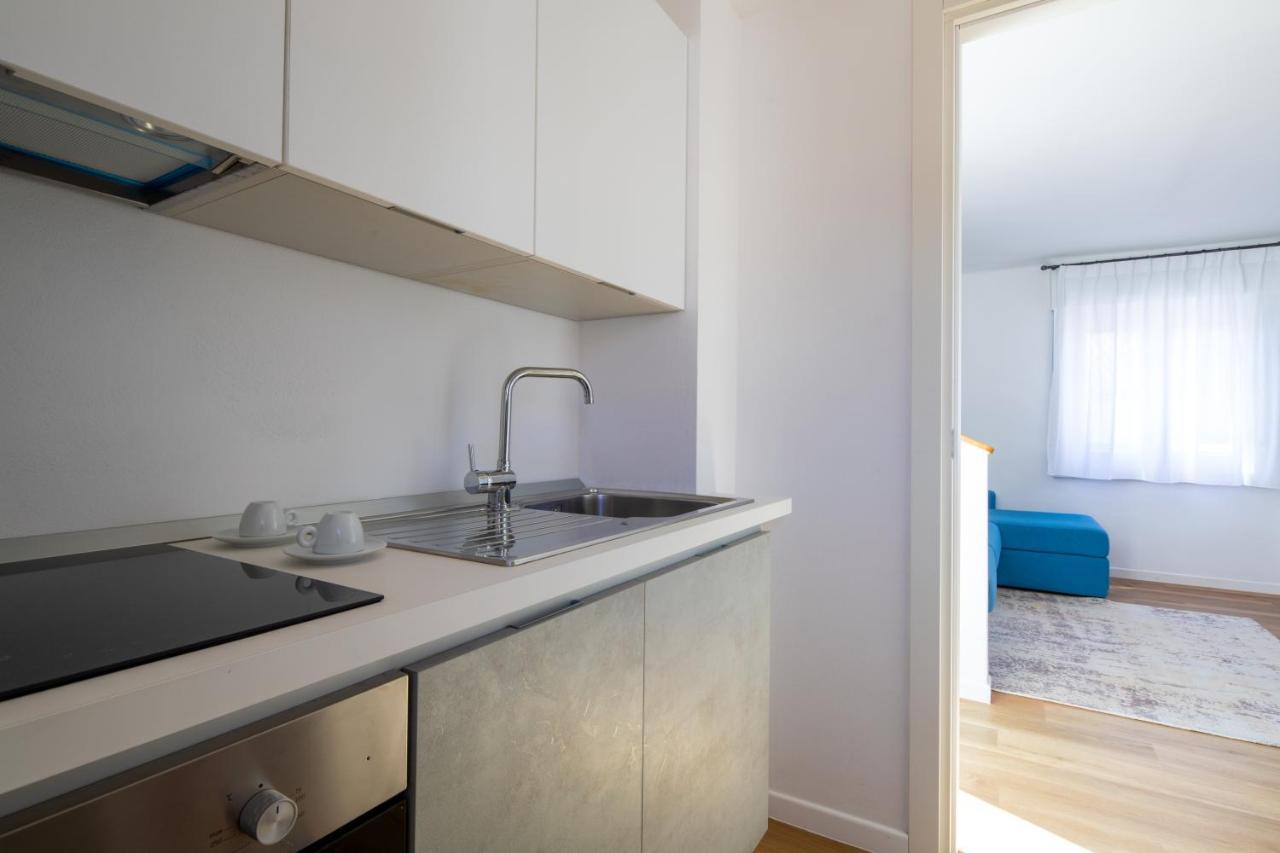 Vis A Vis Apartments Триест Экстерьер фото